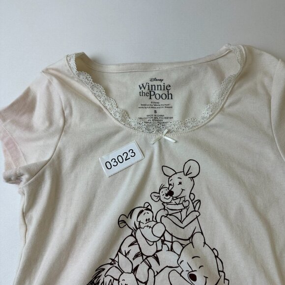 Disney Winnie the Pooh Shirt Womens Small White Lace Trim Cartoon Graphic Tee - Picture 2 of 8